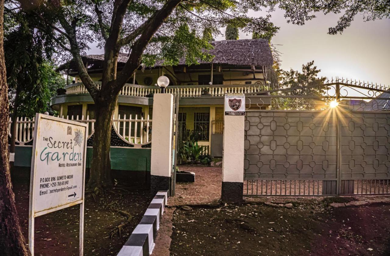 The Secret Garden Hotel Moshi Exterior foto